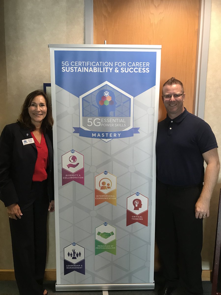 NateHatzie's tweet photo. Robin Wikle,Dir. Business Development and I @AlphaUMiLLC 5G Certifications #5Gmatrix #LearnAndInnovate #LeadershipDevelopment https://t.co/icOHWLh2ZQ