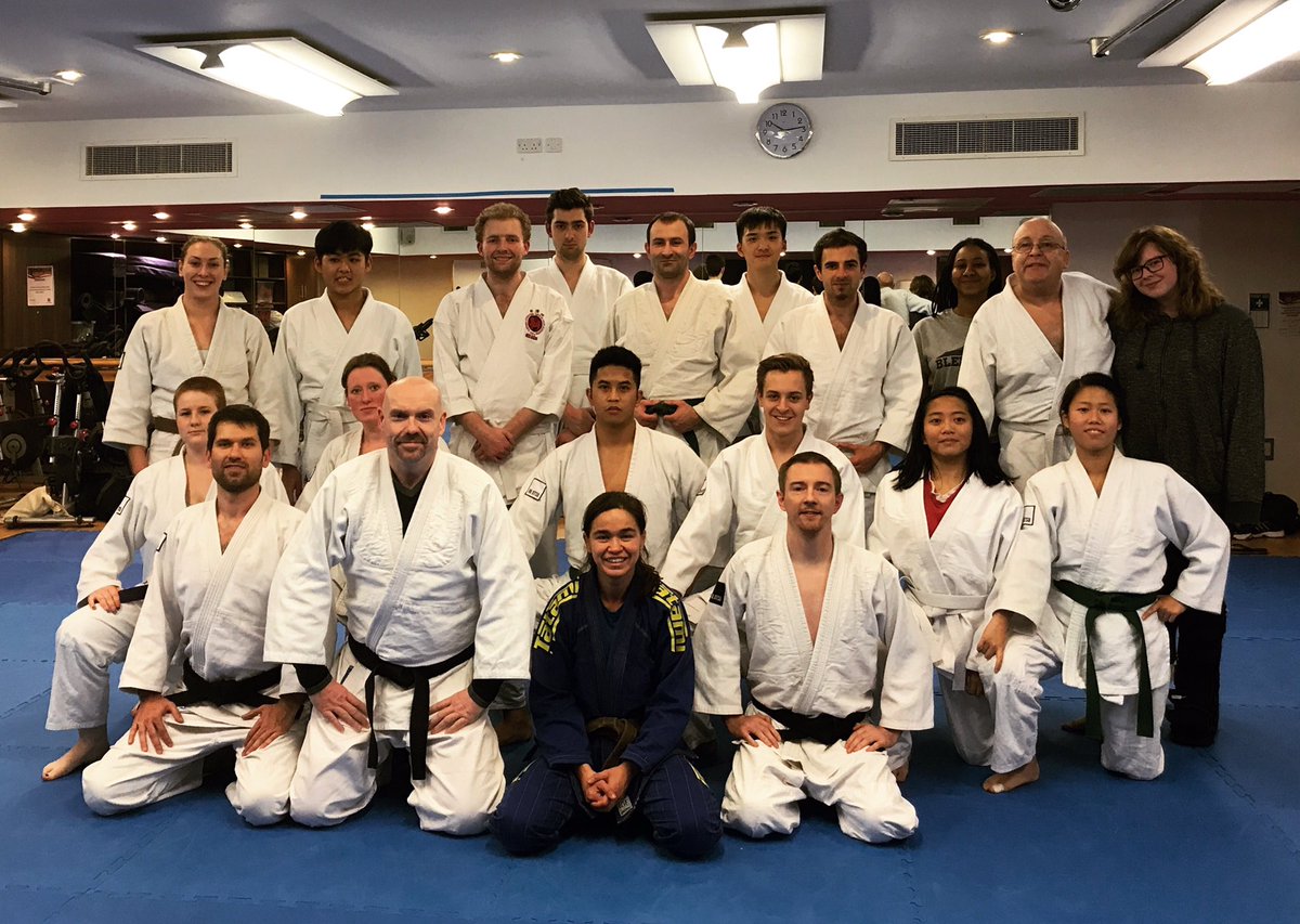 Awesome training session tonight with our special guest instructor, Rosi Sexton ~ former professional MMA fighter #jiujitsu #tjjf #jitsufamily