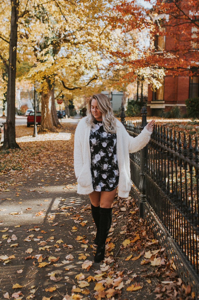 KendraDuPont's tweet photo. Cardigans and thigh highs. 🍁🍂 @PacSun #myholidayvibe #AssociateAd #PacSunStyle https://t.co/8tFDQWgCXM