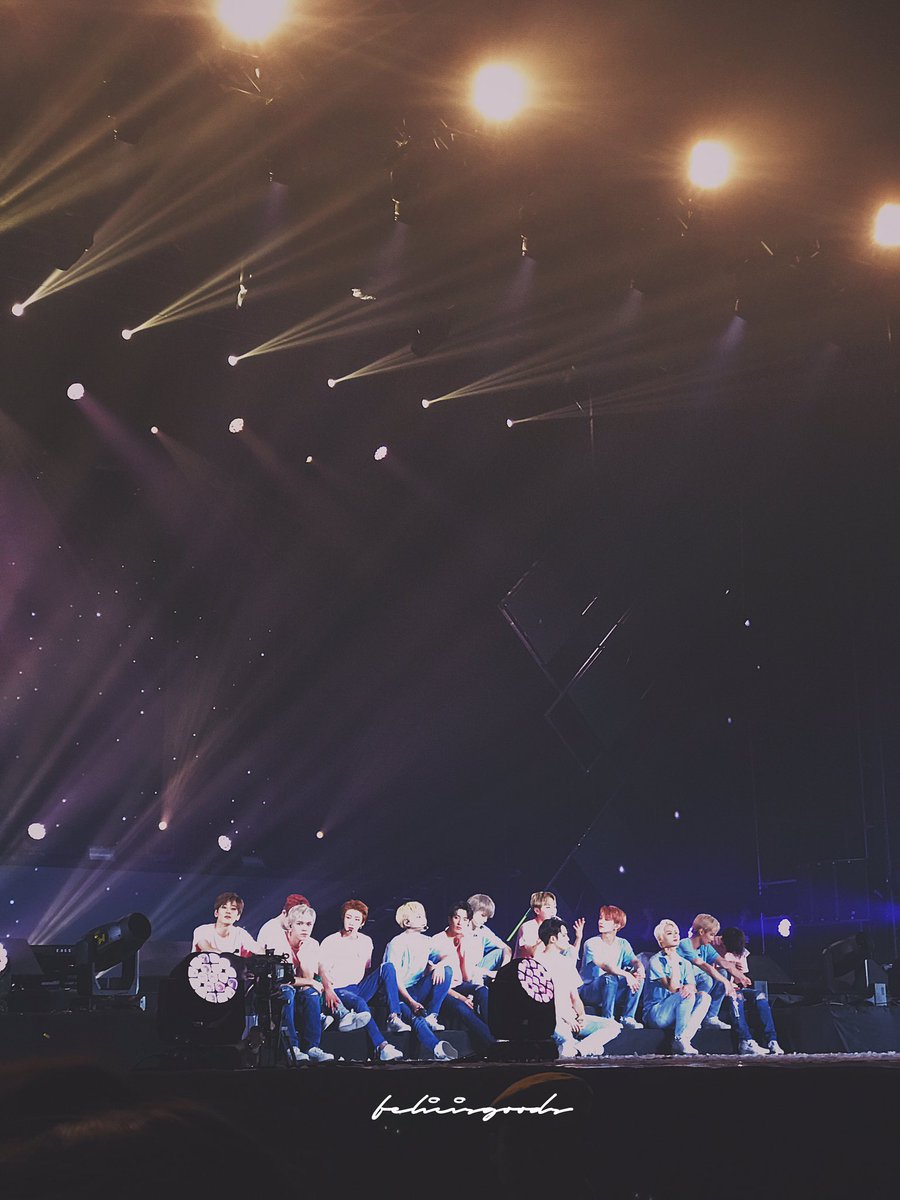 jwwooo_'s tweet photo. Happy 900th days with seventeen 💗 let's always be happy for more hundred,thousand,million days with carats  🙌💕 https://t.co/NecNrDUtkn