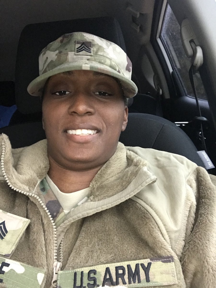 ms_sole_amazin's tweet photo. 9 years and counting.... #currentlyserving #veteransday #teamarmy 🇺🇸 https://t.co/b1i7r3LK5n
