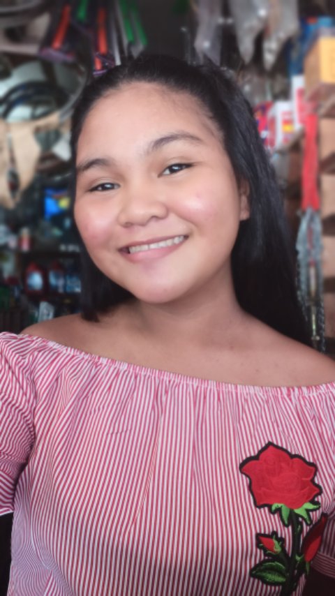 Rhea_bts_V's tweet photo. Use your smile to see the world, not the world use your smile😂😅✌️
#off_shoulder https://t.co/sKVrGWC3n3
