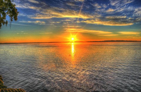 Sunny_Lightbulb's tweet photo. #Light comes through in #Karabash (-10°)
--> https://t.co/w6w71DFTlx #weather #sunrise https://t.co/f7dkewHRI9