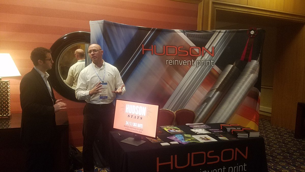 ReinventPrint's tweet photo. Earlier this week, we had a great time at the Direct Sales Association Fall conference! #DSAFC2017 https://t.co/6Jz6qJ9IkH
