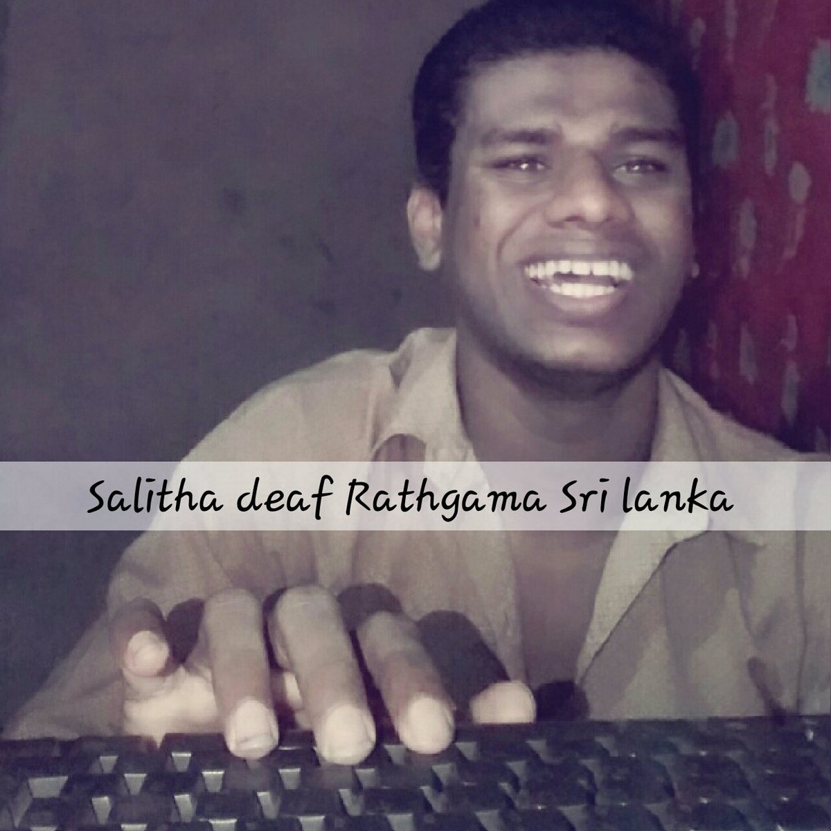 Salitha19's tweet photo. Salitha deaf #salitha #wwe 💻💻 ok https://t.co/Tfk5qJfcIE