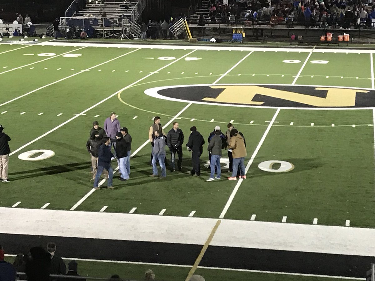 NettRaiders's tweet photo. The 2006 Nettleton Raider Football Team being honored at the half. https://t.co/uNIaYGBziu