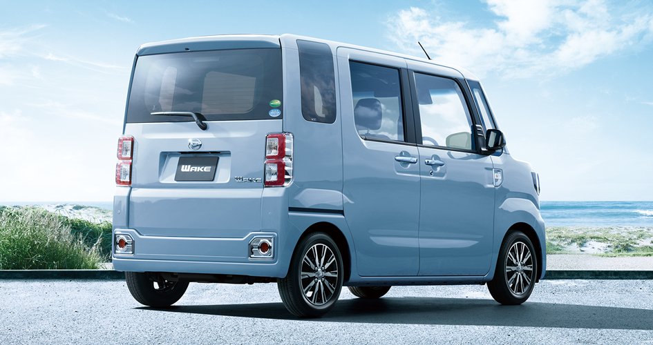 新型車情報21 ダイハツ ウェイク 17年11月末頃マイナーチェンジ スマアシ2 スマアシ3へ変更と新色の追加 T Co F77dysnf3p T Co S3x5beqshh 新型 ダイハツ