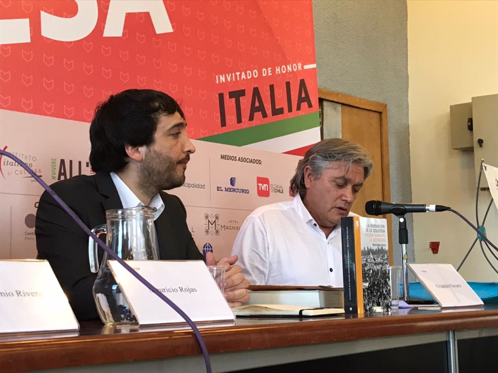 senadornavarro's tweet photo. Hoy comentamos el libro "La Renovación de la Izquierda Chilena durante la dictadura" del investigador Mauricio Rojas, recordando mi militancia en la Coordinadora Nacional de Regionales (CNR) en la UdeC en Concepción. https://t.co/nBO7RZOs9x