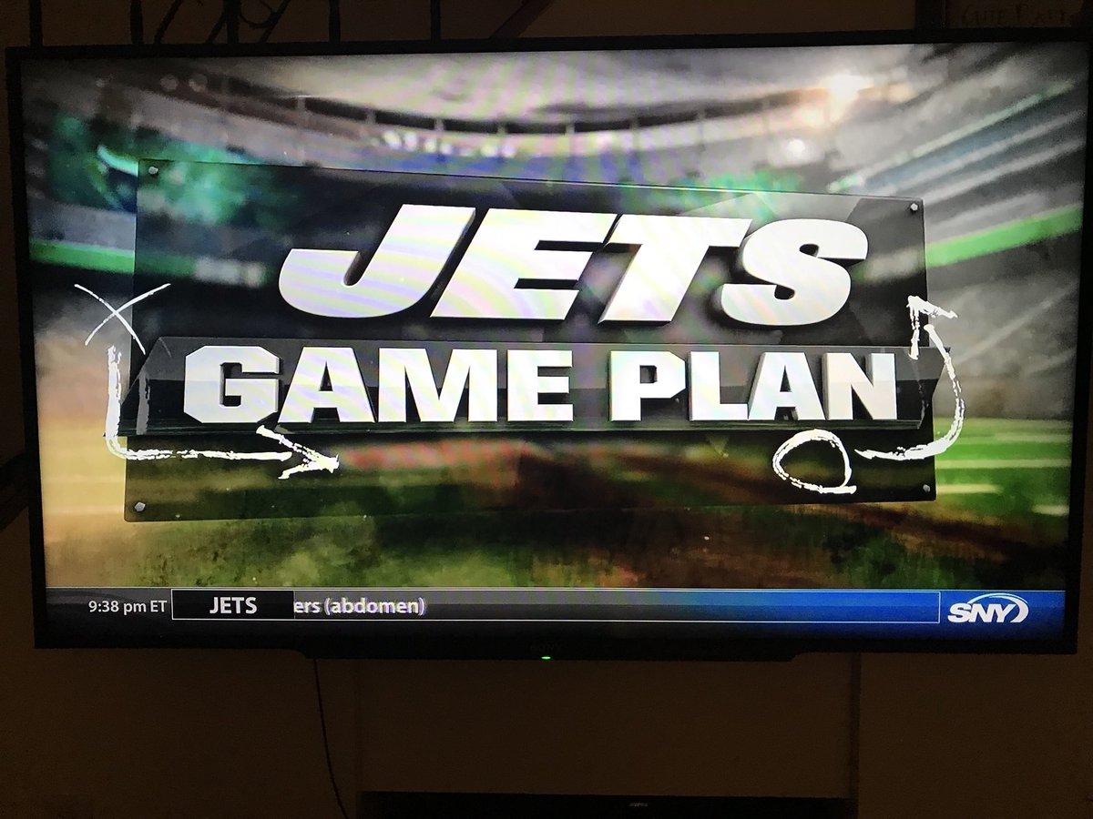 GothamCityCrew's tweet photo. #JetsGamePlan w/ .@JeaneCoakley .@RayLucas06 .@erikcoleman & .@ChadCascadden on .@SNYtv https://t.co/oZIy4QHZX6