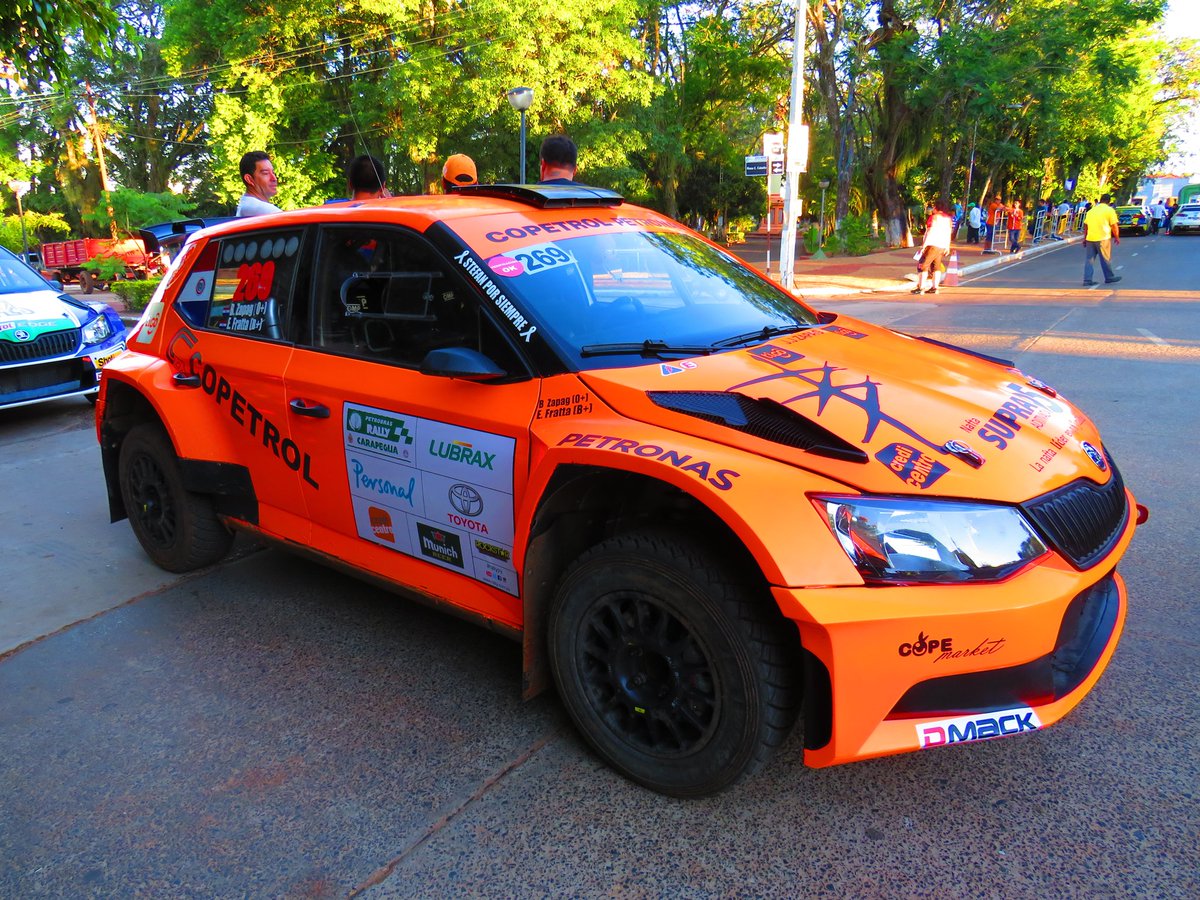 carapegua77's tweet photo. #TeamCopetrol @Copetrol_Py @skodafabiar5 #RallyCarapeguá2017 https://t.co/dZUPUg4vJE