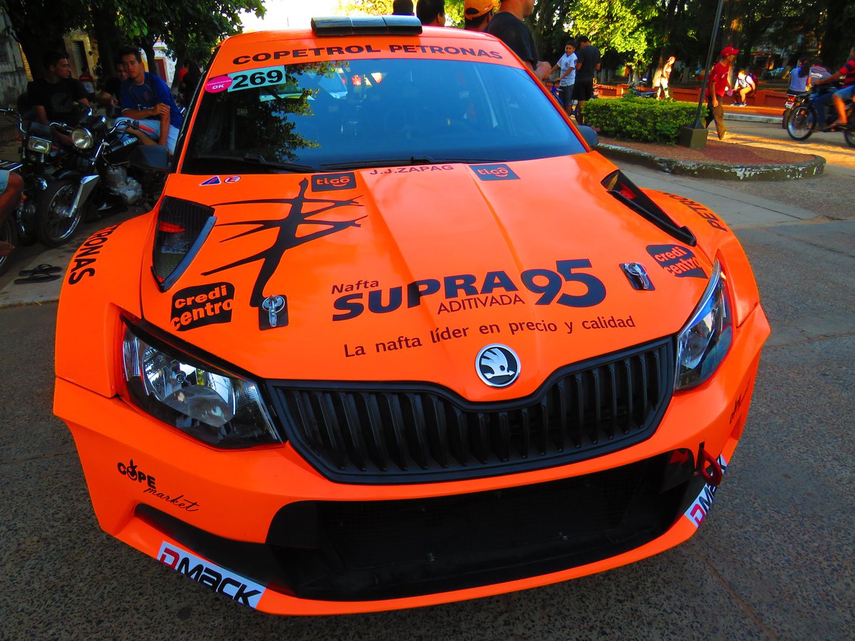 carapegua77's tweet photo. #TeamCopetrol @Copetrol_Py #RallyCarapeguá2017 #JR https://t.co/JyhY9dndOl