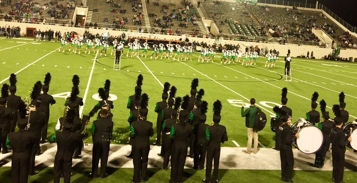 SanMoo972's tweet photo. @BerknerHS looking awesome on the field tonight!! Final performance for the Mighty Band senior18’ Class https://t.co/x9IRVqAMi8