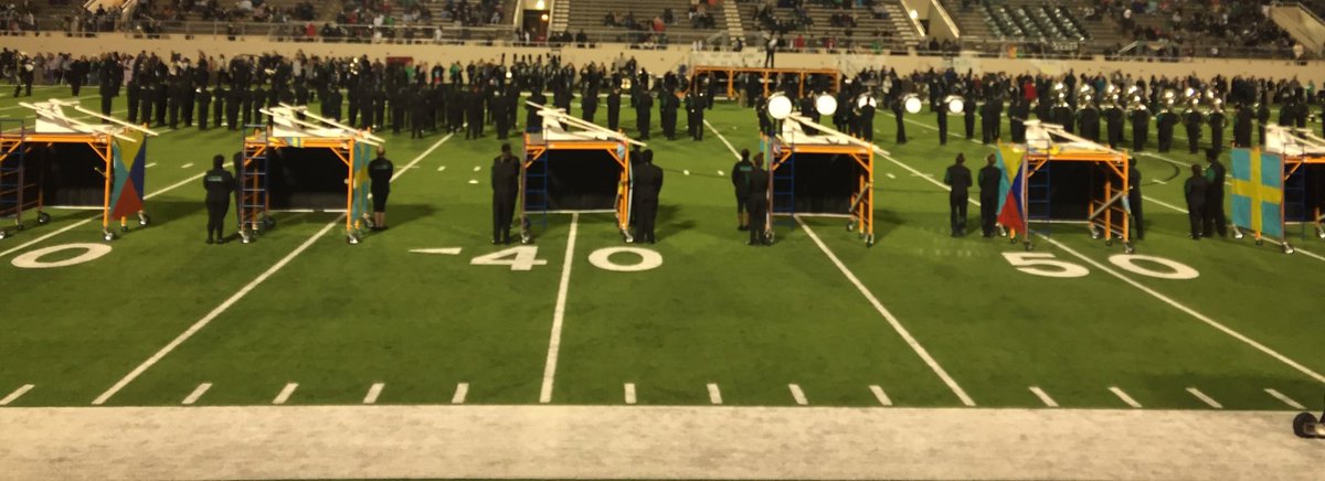 SanMoo972's tweet photo. @BerknerHS looking awesome on the field tonight!! Final performance for the Mighty Band senior18’ Class https://t.co/x9IRVqAMi8