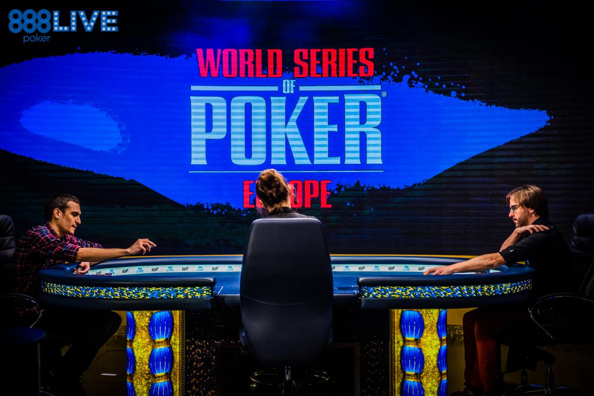 888pokerSpain's tweet photo. Martí Roca @IquinzePuigmal CAMPEÓN del Main Event de las @WSOPE
Enhorabuena por el brazalete, el premio de más de 1 millón de euros y, sobretodo, por la actitud ejemplar que has demostrado a lo largo de todo el torneo.
¡Tenemos mucho más que un brazalete! https://t.co/g0z0OfZli5
