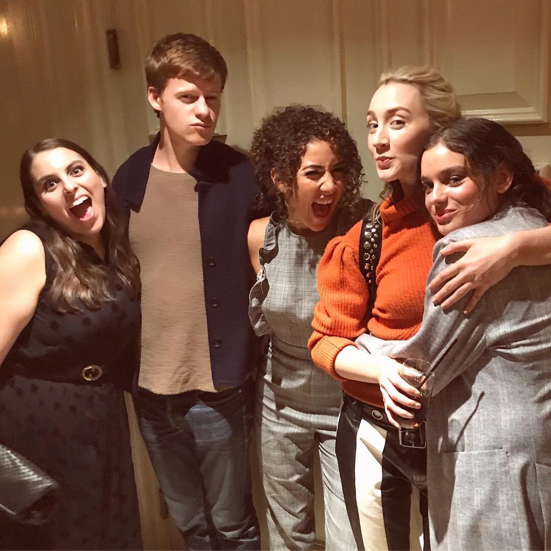 Saoirse Ronan News On Twitter New Photo Of The Lady Bird Cast Via Odeyarush1 Https T Co Xryijmi0kl Twitter