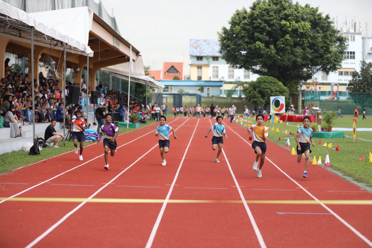 Global_Schools's tweet photo. It’s a day full of dynamism and #Enthusiasm at the #GIIS #Balestier #SportsDay. It’s the time when #students get to have fun by participating in #Activities alongside showcasing their #talent.  
#GIISEvents https://t.co/87AKWtYm6a