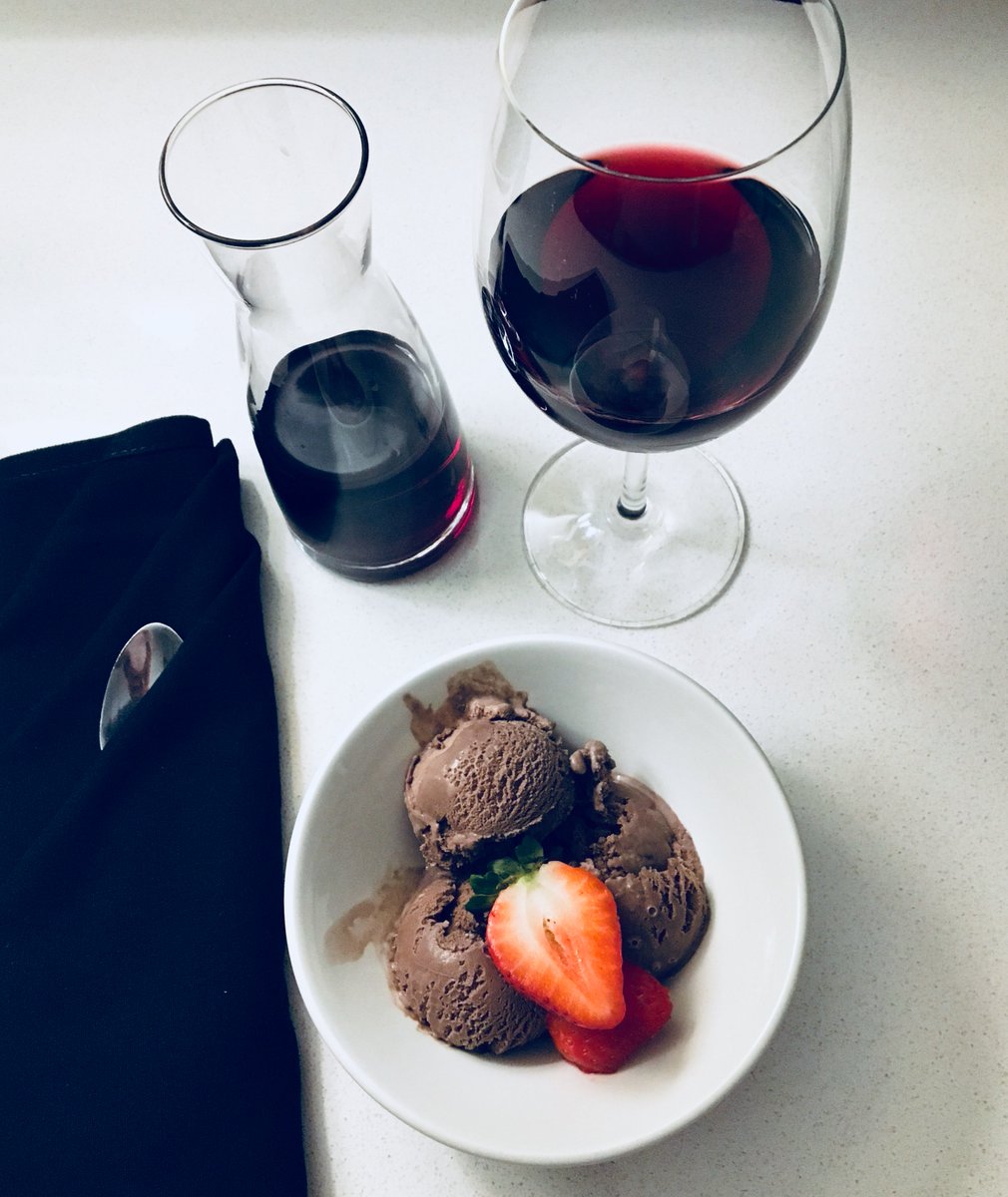 lpearce's tweet photo. @xcanada And now for my "post presentation" reward! #QBET https://t.co/JoJXkKaJGY