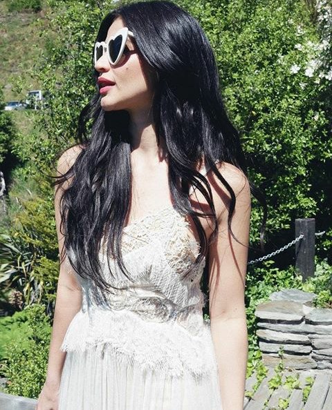 VHONGANNEtropa's tweet photo. The most Gorgeous BRIDE I've ever seen!!! We are all happy for you Annie 💋 #TheWanforAnne *ctto* @annecurtissmith https://t.co/8T6ratnqb9