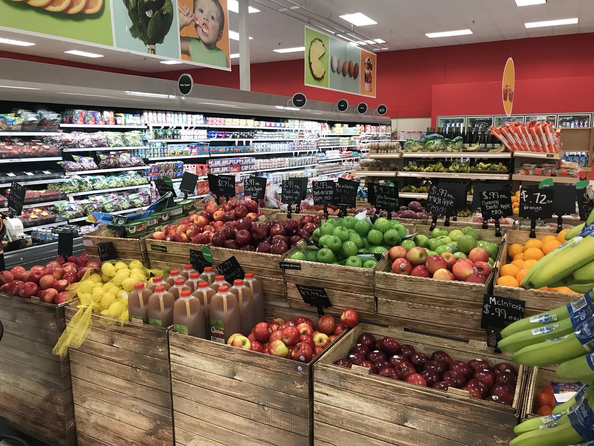 JLoredoFBC's tweet photo. Food team going hard! Not a single out was given that day. #beastmode #1036 https://t.co/q6K7bXglD4
