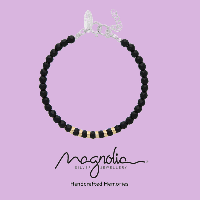 Magnolia_Silver's tweet photo. Black onyx and gold beads scream sophistication and elegance. 
Code : C06708OSG 
#handcraftedjewellery #silverjewellery #jewelry #handmadejewellery #jewellerydesign #finejewellery #instajewellery #fashionjewellery #jewellerydesigner #highjewellery #bridaljewellery https://t.co/8oBpGk23hY