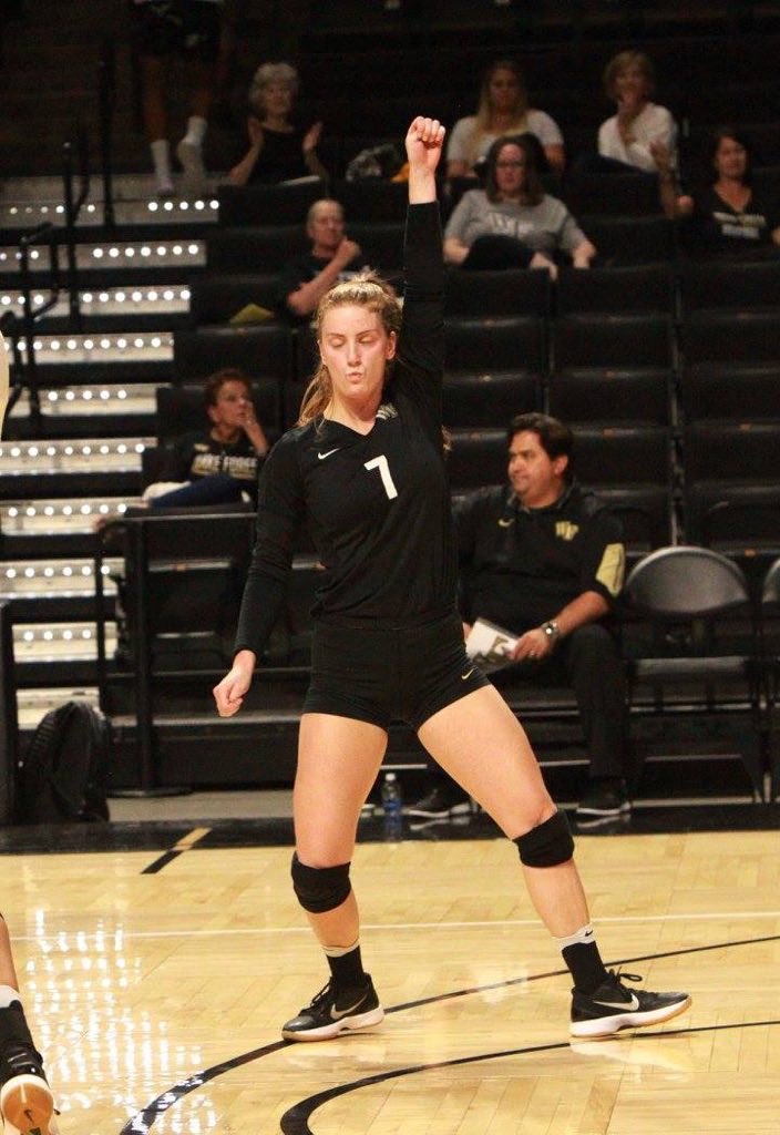 Neufs_Novel's tweet photo. THAT GLAMOROUS FEELING WHEN YOU BECOME THE ALL-TIME DIG LEADER IN WAKE FOREST VBEEZ HISTORY! Congrats @carolinewolf7 you superstar https://t.co/tzpBhdqYNg