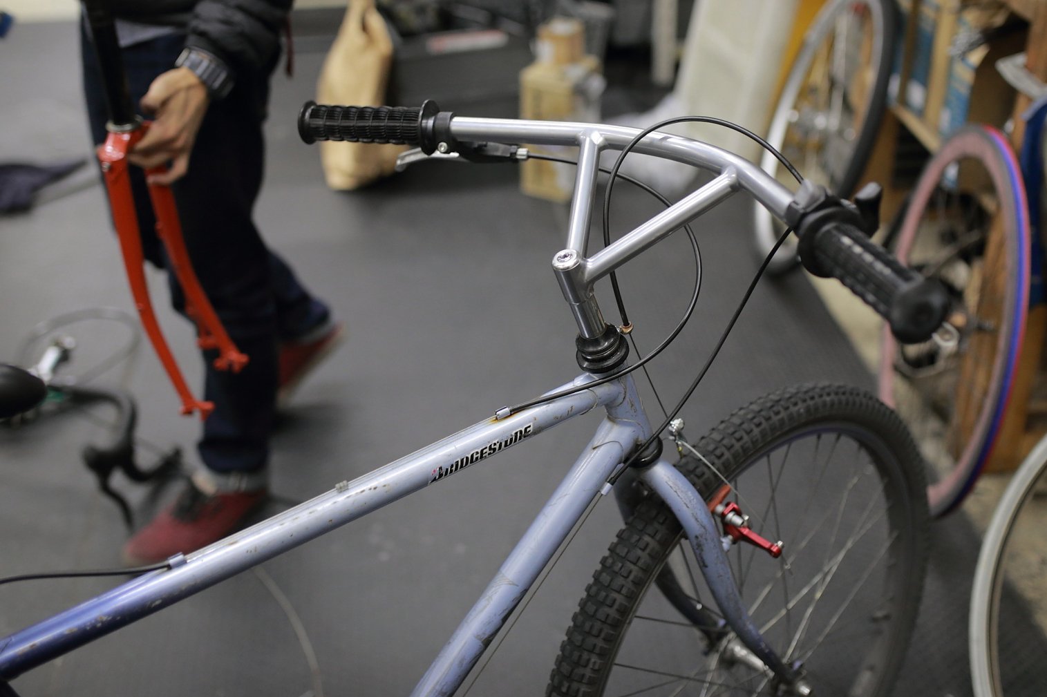 DOUmJLsVoAELgtx.jpg:large