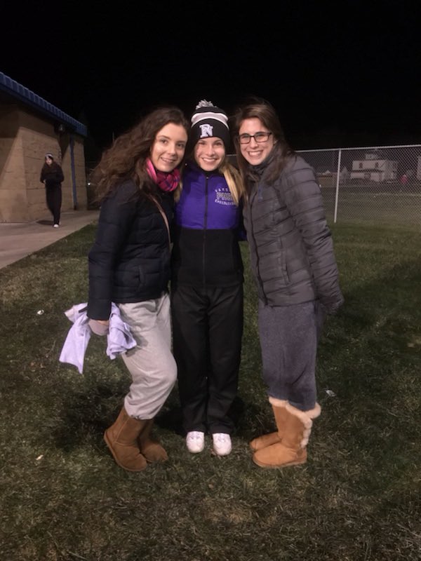 gabbie_bender's tweet photo. my favorite people ever. thank you so so much for coming!!โฃ๏ธ #centralweek https://t.co/KWXEXdoSSx