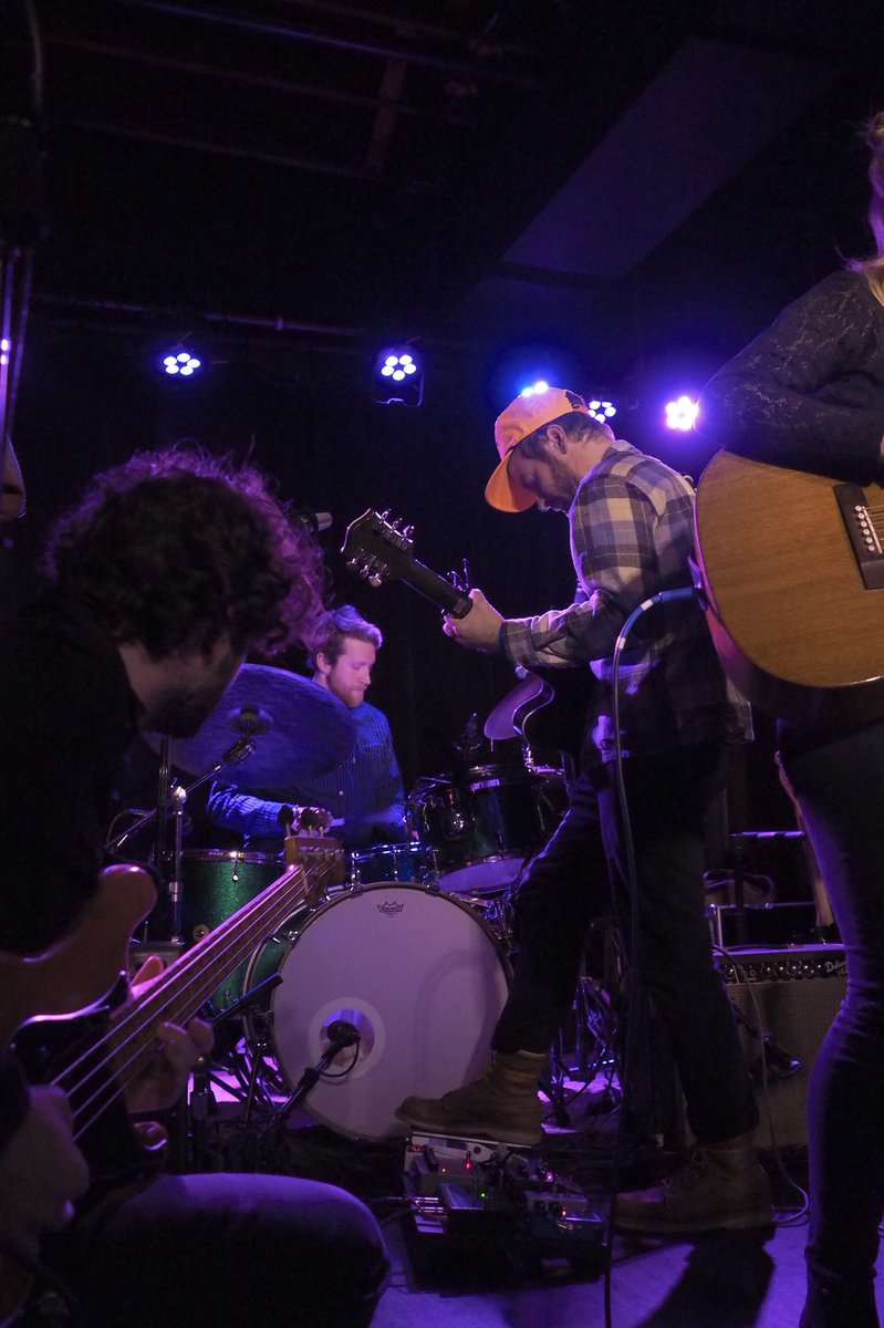 fantailmedia's tweet photo. “We need another guitar on stage...” ; @deadmanwinter Dave joins #UnderViolet opening tonight @TurfClubMN. Just beautiful layers. https://t.co/rHsZnFb7bO