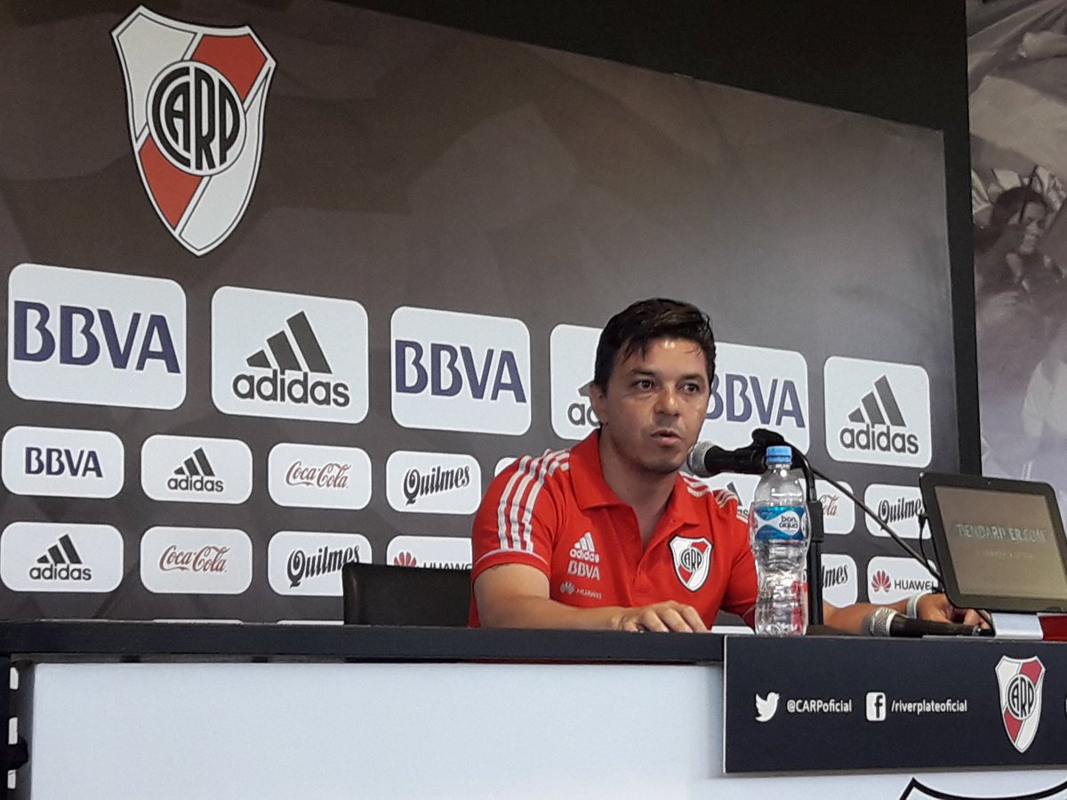 solorivernet's tweet photo. Gallardo: ”Me pongo a disposición de los cuatro candidatos a las elecciones de diciembre” | https://t.co/8MjwvXLq42
Entérate en https://t.co/4Aus6cXc1D - #RiverPlate https://t.co/cyZTa1n5QT