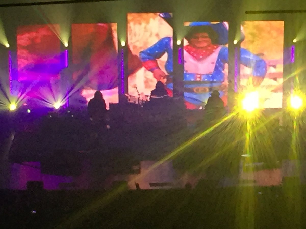 It's War tweet media