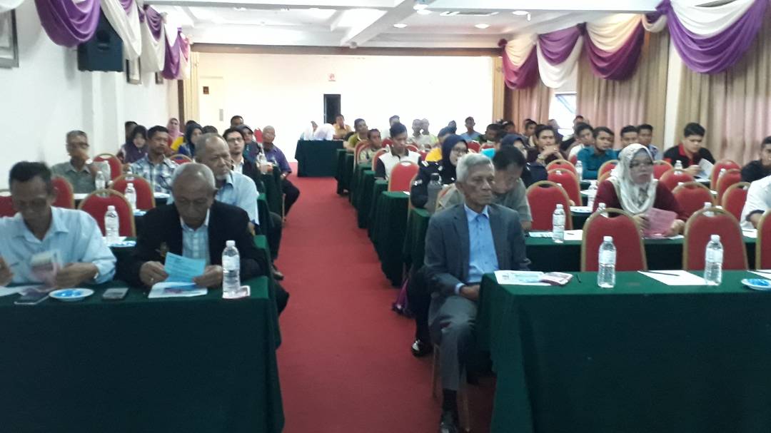AADKSeremban's tweet photo. 11Nov2017-Bgkl Memperkasa Komuniti bsama wakil JKKK,KRT & Rkan Strategik #pdh2.0 #senawang di Hotel Sutera,Seremban 2
@AADKN9 @AADKMalaysia https://t.co/vICKYSR8BD