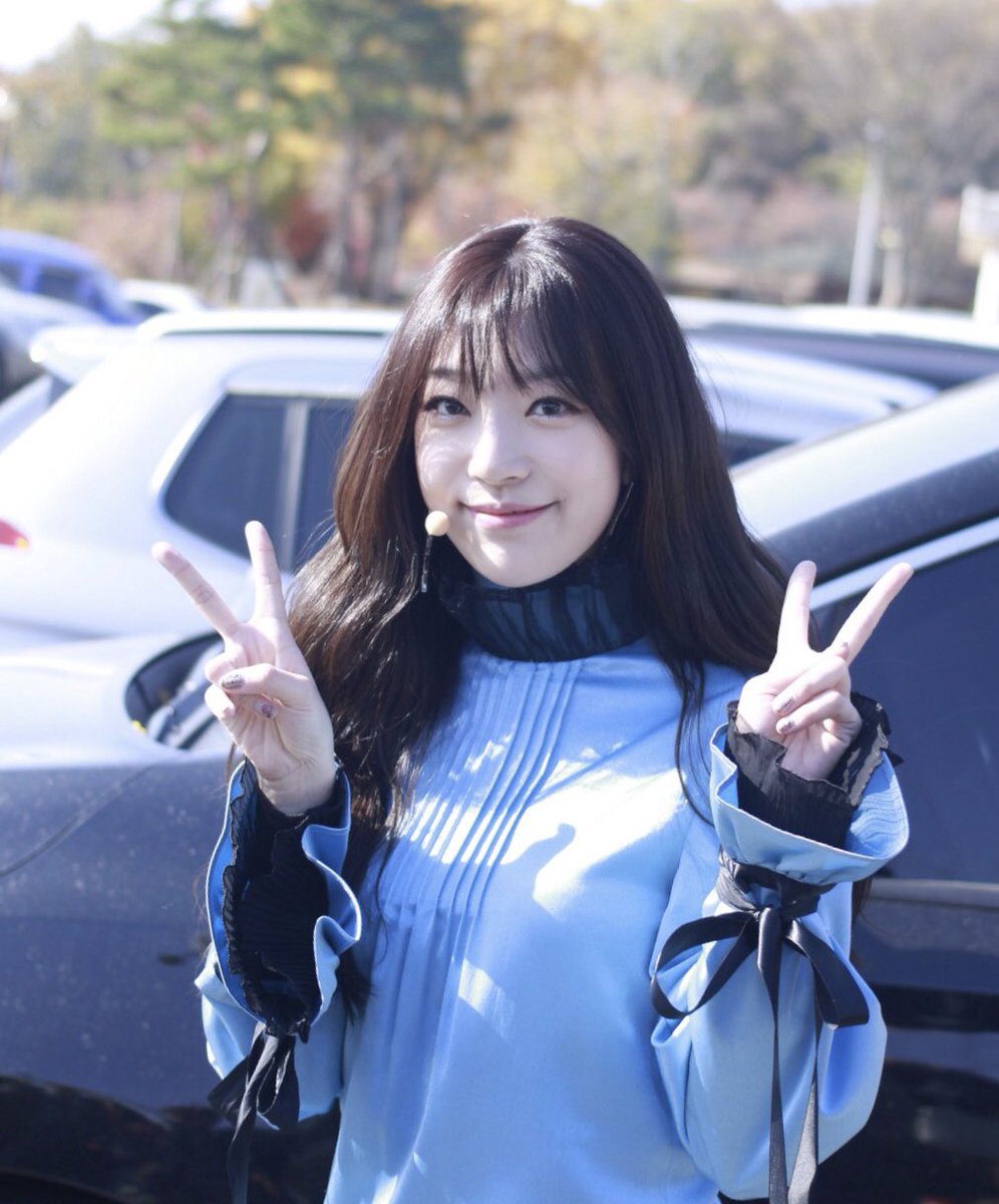 94_O3O3's tweet photo. 171111 나눔워킹 페스티벌 수민 4Pics

추운데 수고했어요 :)
멘션 잘안하는데 봐주시구 너무 감사해요
소나무의 천사리더 💕

#수민 #SUMIN
#소나무 #SONAMOO

@SONAMOO_SuMin https://t.co/CswcsZkLG8