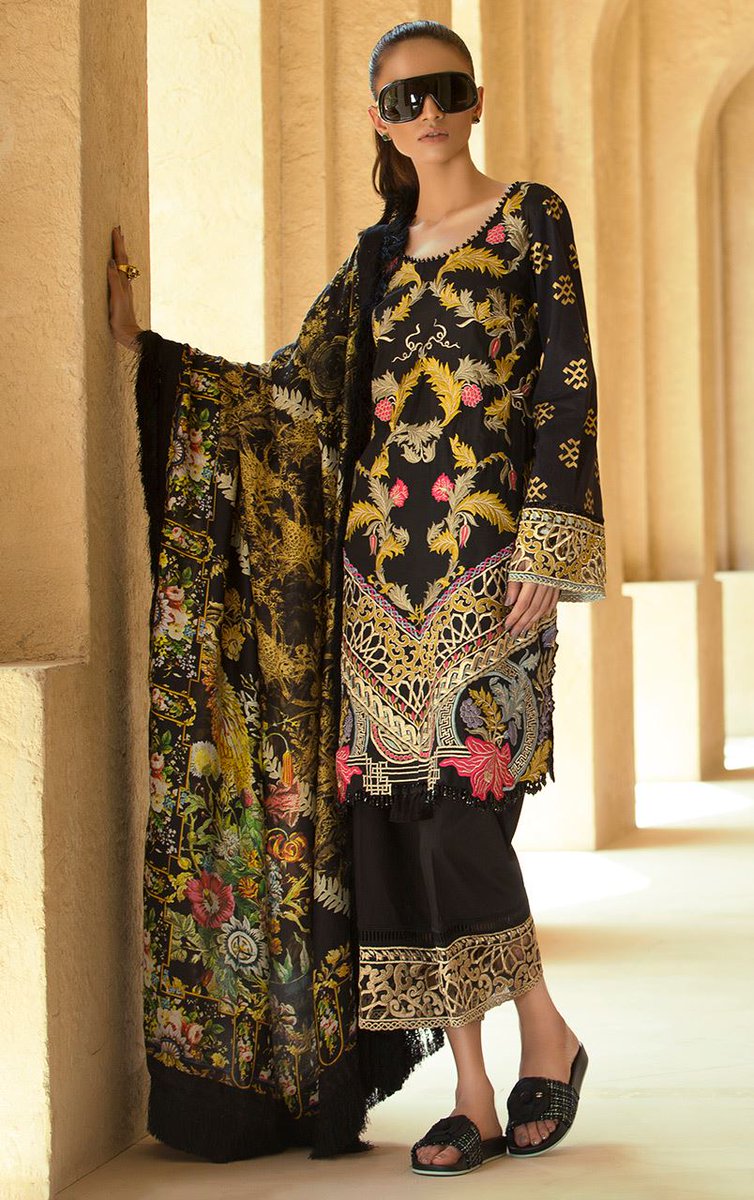 lawnhubpk's tweet photo. Tena Durrani Formals Collection 2017 is Now Available!
Order Now: https://t.co/d2kgg0O5vZ
#LawnHUB
#Tenadurrani
#Formalscollection
#Alzohaib
#Tenadurranibyalzohaib https://t.co/V2UciVpOWd