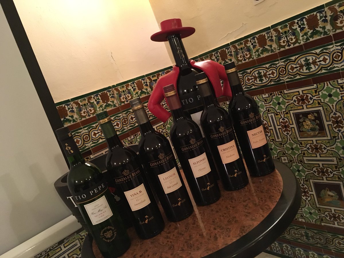 vicmorseg's tweet photo. Gracias a todos los asistentes!
De la cata introducción a los vinos de Jerez #Sherryweek @Conlimonls @VinosJerez #sherrywomen @Gonzalez_Byass @Marchenaaldia #casinomarchena https://t.co/Q94eHV7Buj