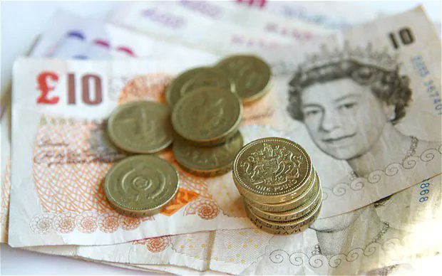 CheckoutSmart's tweet photo. Right now you could be saving hundreds of pounds with the #CheckoutSmart #app, download it now >> https://t.co/rqFJmM5TcH https://t.co/q2C0fLxbR8