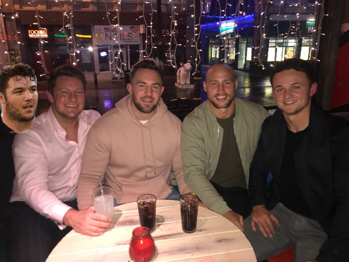 bmeakes's tweet image. Dinner with the boys last night! Thanks for making the trip down 👌🏽@barnesy_10 @PtRupert @Thirsty_Dursty_ @EllisGenge