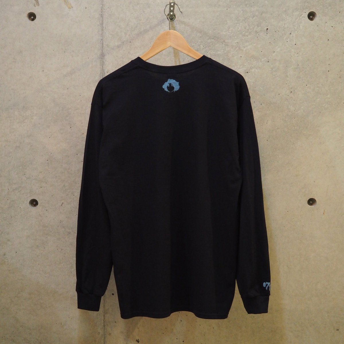 078_streetwear's tweet photo. 078 STREET WEAR

ANTI TOKYO Long sleeve T-shirt
¥5500(このお値段から最大￥1000 OFF)
背中に小さくプリントされたアフロ君が良いワンポイントのロンTです。

https://t.co/rF7T5mfCGd

#078streetwear  #神戸 #kobe https://t.co/G165IOE7Jc