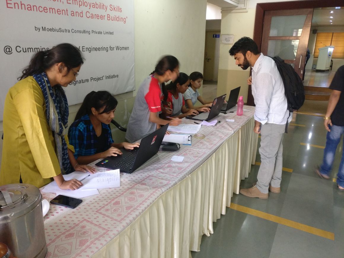 GDKukade's tweet photo. Registration are going with full swing! Have you completed yours?
#IntroductionToFirebase by @WTMPune.
#WTMPune #WTM17 #GDGPune
#Firebase #TechNews #Android #AndroidDev #IT #Technology #Dev #WomenInTech #WomenTechmakers #News #GDG #Pune #GDGIndia #India #Volunteering https://t.co/fVDH8v2AkF