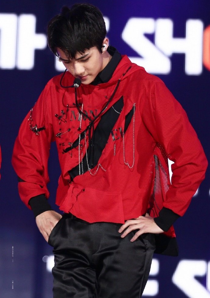 sehunspics's tweet photo. https://t.co/G0v2MZeat5