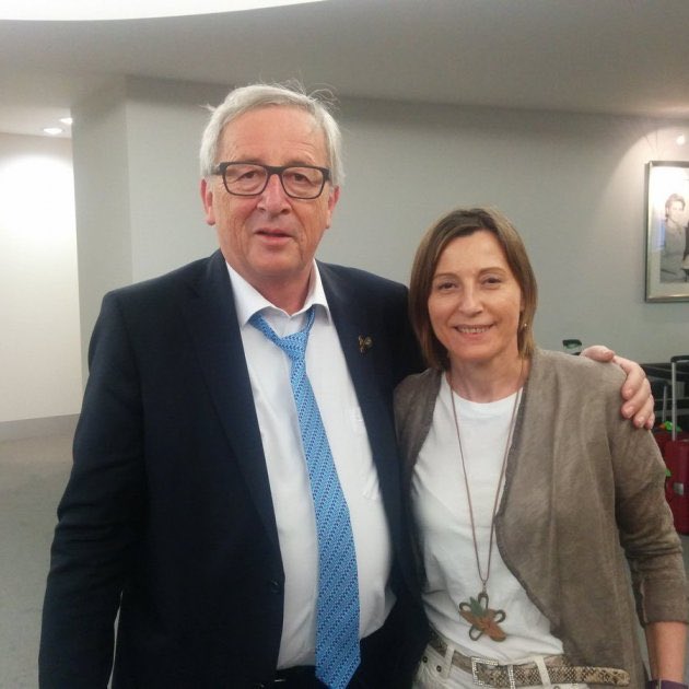 BartDeMeulenaer's tweet image. This picture is an iconic example of 'Treason'.

@JunckerEU 
@ForcadellCarme 

#notmyvalues