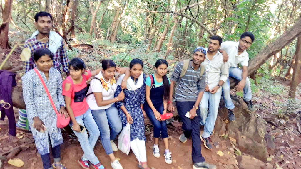 SurendraKatchh's tweet image. Our gang of cousin&apos;s, in tribal planet Bastar. Dantewada