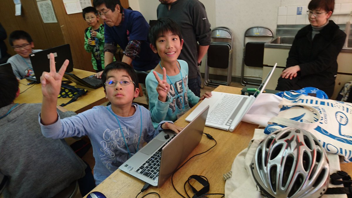 CoderDojoKonan_'s tweet image. #CoderDojo岡南
終盤になってきてます！
そろそろ仕上げに入ってくる頃でしょうか！