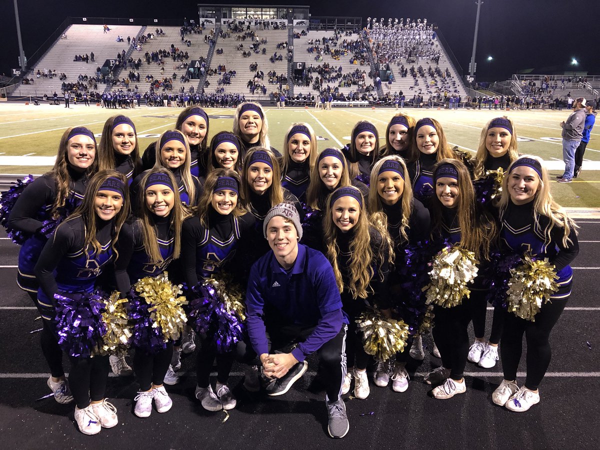 That’s a wrap for football season!! We love our <a href="/MHSBearFB/">MHS Bear Football</a> !! Way to go <a href="/MHSBelles/">MHS Belles</a> and <a href="/MHSBearBand/">GoldenBearBand</a> on your final halftime performance!
