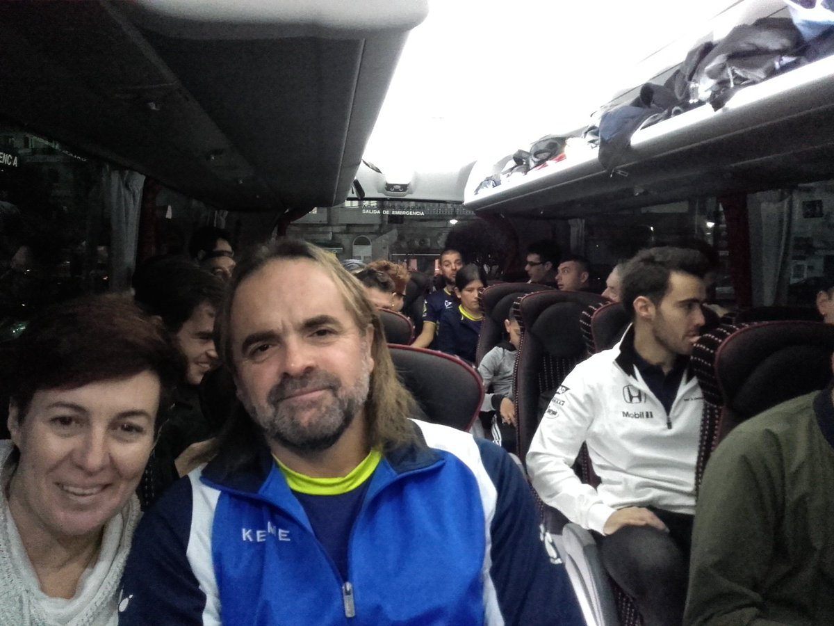 A Marea Azul do <a href="/balonmancangas/">Balonmán Cangas</a>, rumbo a Zamora. Hoxe, partido crucial (19:30) 💪