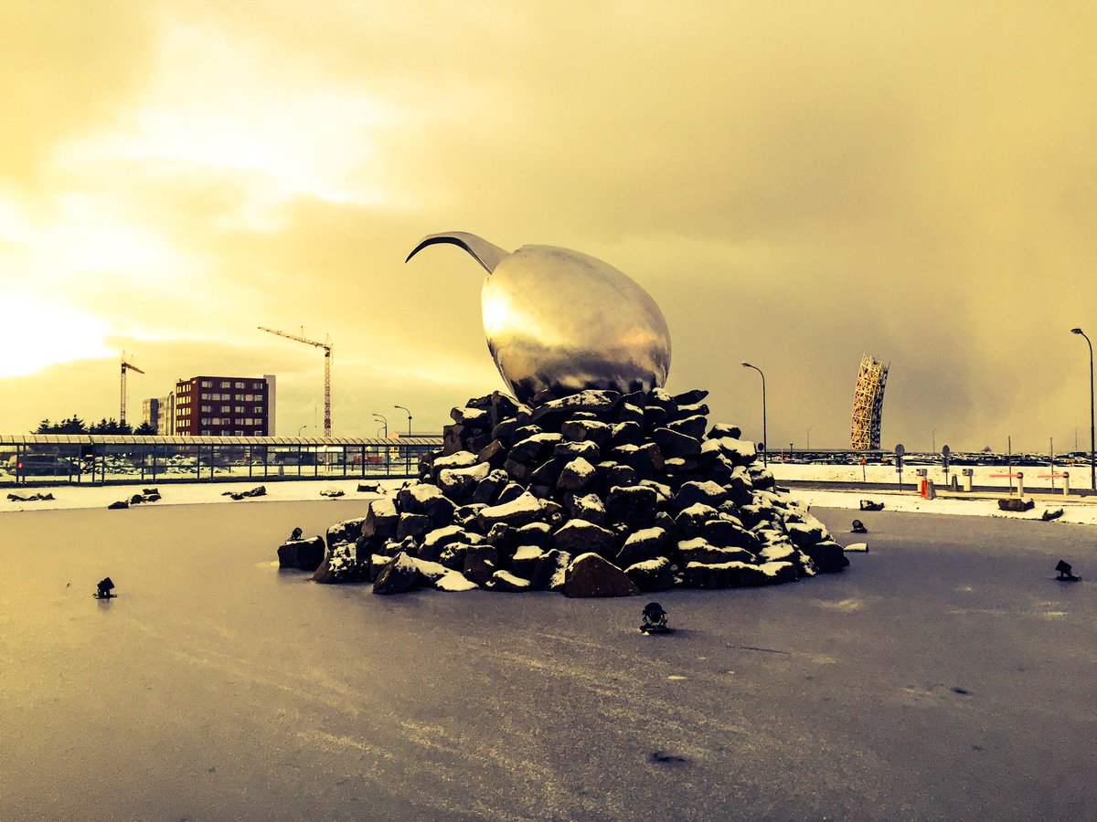 SLRRHODES's tweet photo. #Iceland #StopOver #IcelandicAir #SagaClass #Reykjavick https://t.co/yUbfOC5XQ1