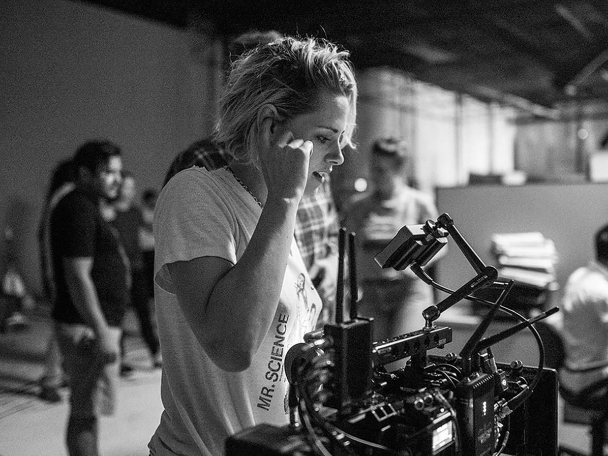 Twilight_Nusa's tweet photo. RT @Yahoo: Kristen Stewart on how she turned a fixation into her directing debut https://t.co/XBGQc9cMAn https://t.co/4SXsc7sq23