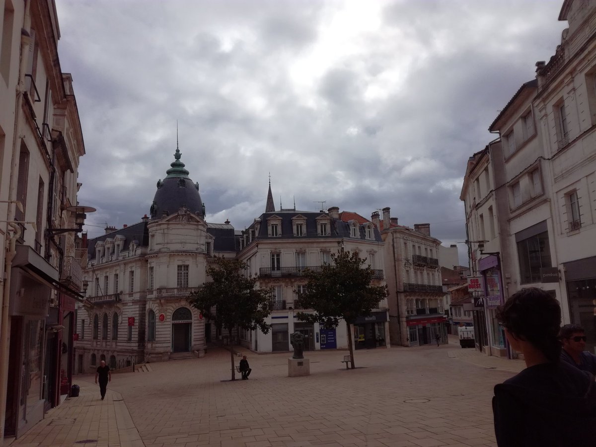 RobJsp's tweet photo. France #travel https://t.co/iFjtxmYgvi