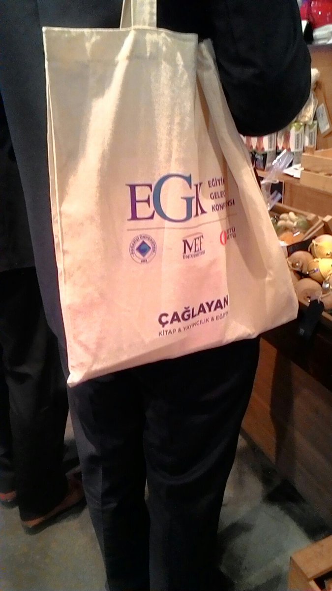 Caglayan_Egitim's tweet photo. Hepsi birbirinden değerli konukların ağırlandığı #EGK17 deki yerimizi aldık. Emeği geçen herkese teşekkürler @egk_17 @MEFuniversitesi https://t.co/R1Sc486S4I