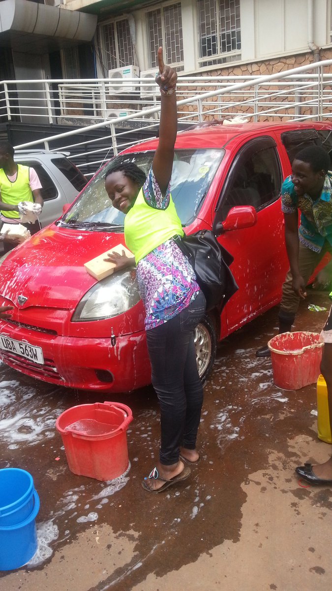 lusmos's tweet image. @JISSConf car wash at makchs was a success. Big up to all those who participated #washforhealth don't miss, come Jan 31St - 2nd @JISSConf