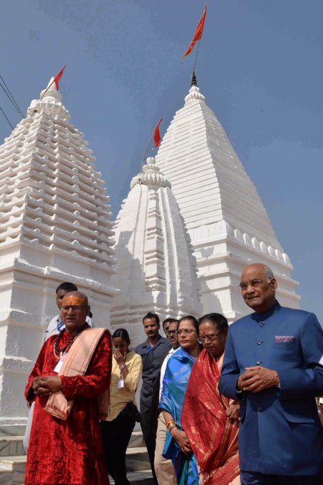 View image on Twitter